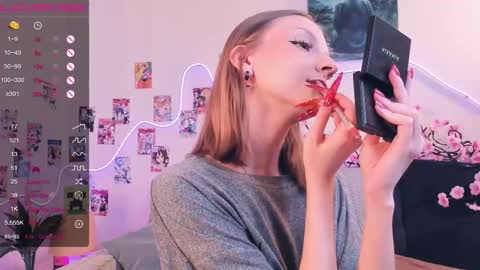 Snapshot of little__caprice chatting on 02.03.26 Bella online show from 02.03.26