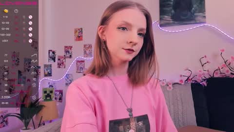 Snapshot of little__caprice chatting on 02.04.26 Bella online show from 02.04.26