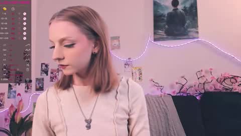 Snapshot of little__caprice chatting on 02.21.26 Bella online show from 02.21.26