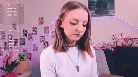 Snapshot of little__caprice chatting on 03.04.26 Bella online show from 03.04.26