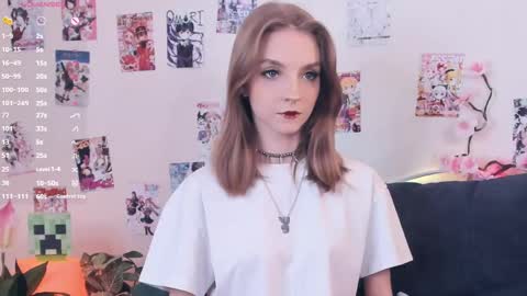 Snapshot of little__caprice chatting on 05.30.26 Bella online show from 05.30.26