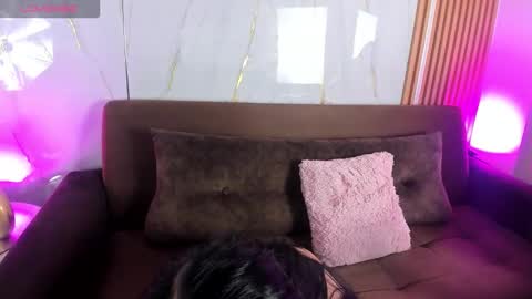 Snapshot of little__chloee_ chatting on 10.14.25 little__chloee_ online show from 10.14.25