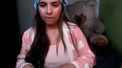Snapshot of little__samantha_ chatting on 07.23.26 Samantha. online show from 07.23.26