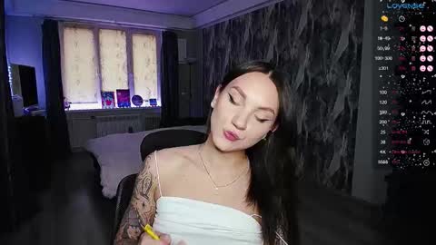 Birdy online show from 10.24.25