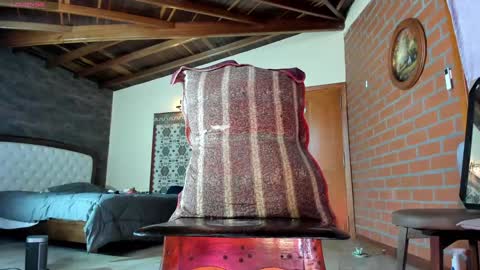 Izzi online show from 01.20.25