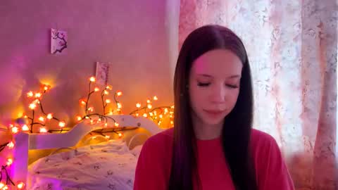 Snapshot of little_milou chatting on 10.20.25 Milou online show from 10.20.25