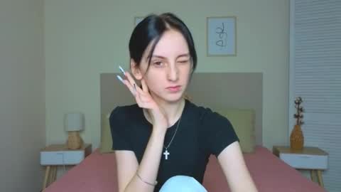 little_mollee online show from 09.24.25