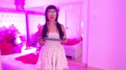 Paulette online show from 01.06.26