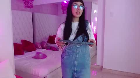 Paulette online show from 03.04.26