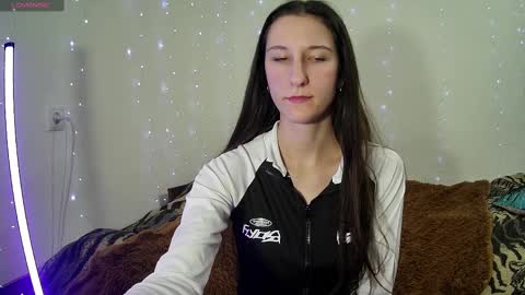 LittleAhWitch online show from 03.04.25