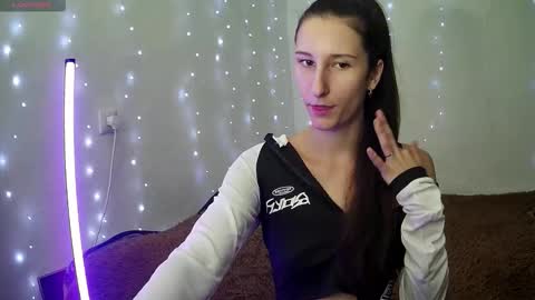 LittleAhWitch online show from 09.12.25