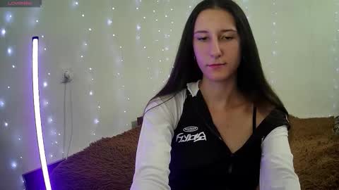 LittleAhWitch online show from 09.23.25