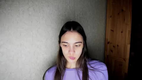 Snapshot of littleashleyy chatting on 11.30.25 littleashleyy online show from 11.30.25