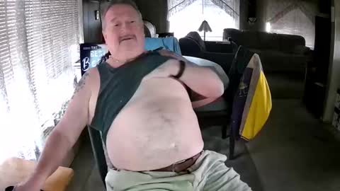 Littled83057 online show from 11.18.25