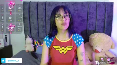 Snapshot of littlee__bunny chatting on 10.08.25 your little bunny online show from 10.08.25