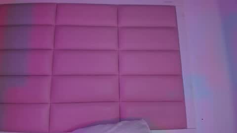 littlee_emma_ online show from 12.15.25