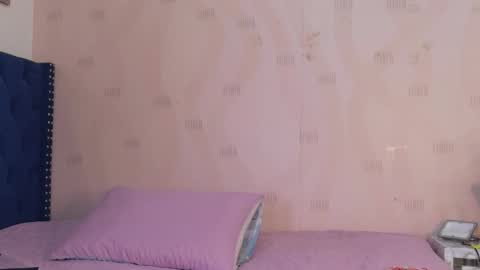 Tania  online show from 02.25.26