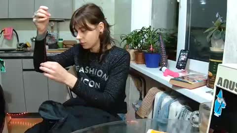 Snapshot of littlehappines chatting on 02.24.26 littlehappines online show from 02.24.26