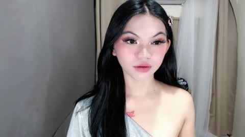 littlelace_ online show from 05.17.26