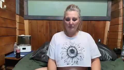lisanixs online show from 05.16.26