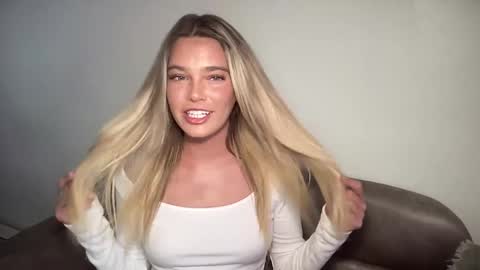 Marciabrady online show from 12.19.24