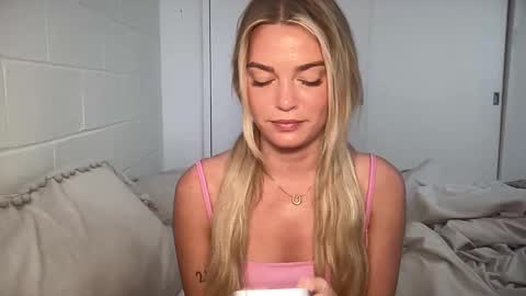 Marciabrady online show from 02.25.25