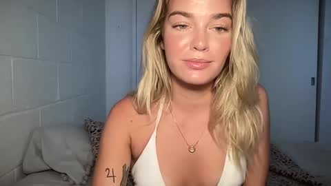 Marciabrady online show from 03.03.25