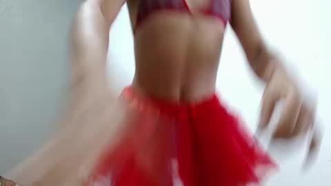 Snapshot of littlemia_777 chatting on 02.22.25  Mia online show from 02.22.25