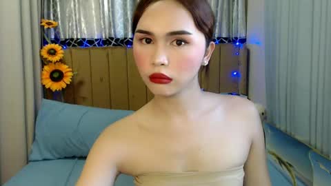 Snapshot of littlemiss_foxxy chatting on 06.16.26 littlemiss_foxxy online show from 06.16.26