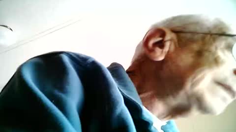 Snapshot of littleone6 chatting on 01.13.25 Littleone 6 online show from 01.13.25