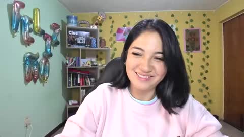 Mia  Wednesday to Sunday 730 am to 1030 am Colombian Hour D online show from 12.09.24