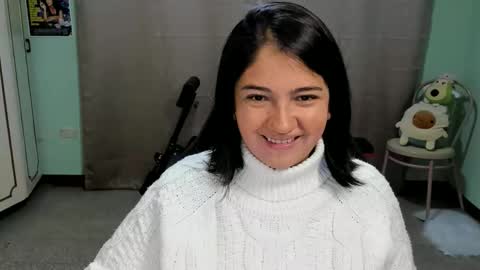 Mia  Wednesday to Sunday 730 am to 1030 am Colombian Hour D online show from 10.22.25