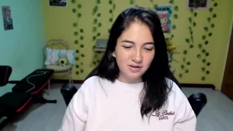 Mia  Wednesday to Sunday 730 am to 1030 am Colombian Hour D online show from 05.16.26