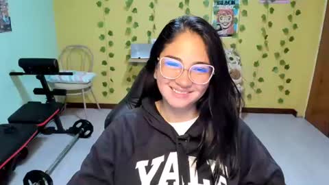 Snapshot of littleprety6969 chatting on 07.19.26 Mia Wednesday to Sunday 730 am to 1030 am Colombian Hour D online show from 07.19.26