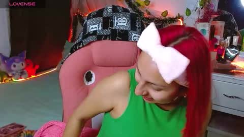 Snapshot of littlerouse_ chatting on 12.21.25 Ruby Rouse online show from 12.21.25