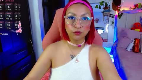 Snapshot of littlerouse_ chatting on 02.01.26 Ruby Rouse online show from 02.01.26