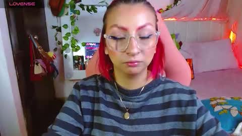 Snapshot of littlerouse_ chatting on 02.17.26 Ruby Rouse online show from 02.17.26