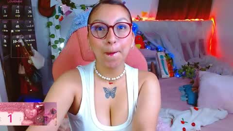 Snapshot of littlerouse_ chatting on 07.10.26 Ruby Rouse online show from 07.10.26