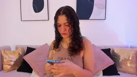 Snapshot of littlesoffi_gh chatting on 02.19.25    online show from 02.19.25