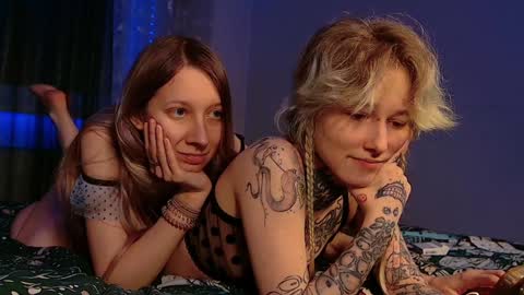 Niki  free tg channel with some photos gifs and info about streams  online show from 12.03.24