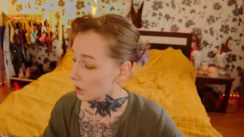 Niki  free tg channel with some photos gifs and info about streams  online show from 09.29.25