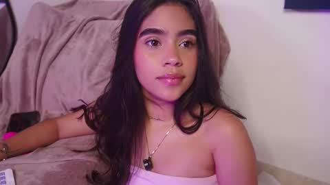 littletammy_ online show from 11.08.25