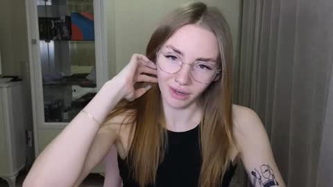 Snapshot of littlevildevil chatting on 12.02.24 Eliana online show from 12.02.24