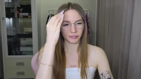 Snapshot of littlevildevil chatting on 01.23.25 Eliana online show from 01.23.25