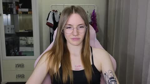 Snapshot of littlevildevil chatting on 01.26.25 Eliana online show from 01.26.25
