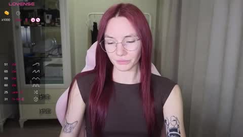 Snapshot of littlevildevil chatting on 09.16.25 Eliana online show from 09.16.25