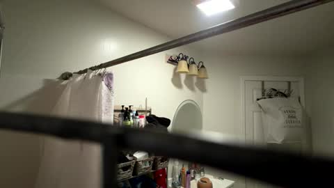 Nina online show from 10.04.25