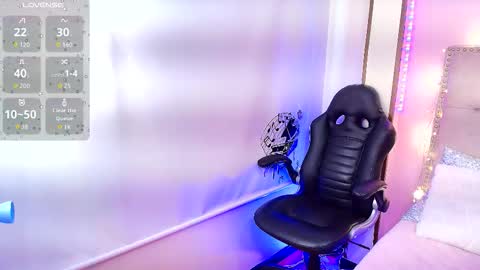 Snapshot of liu_shifer chatting on 09.21.25 liu_shifer online show from 09.21.25