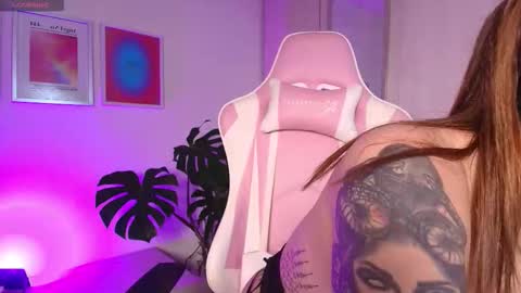 Junne liu online show from 11.26.25