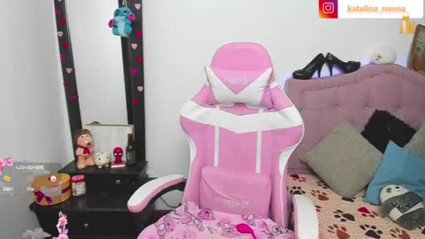 Katalina Novoa. online show from 04.17.26